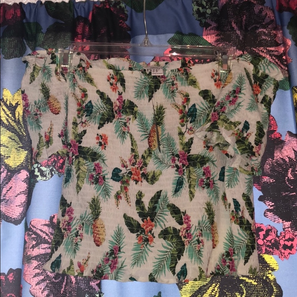 Off the shoulder Forever 21 plus top